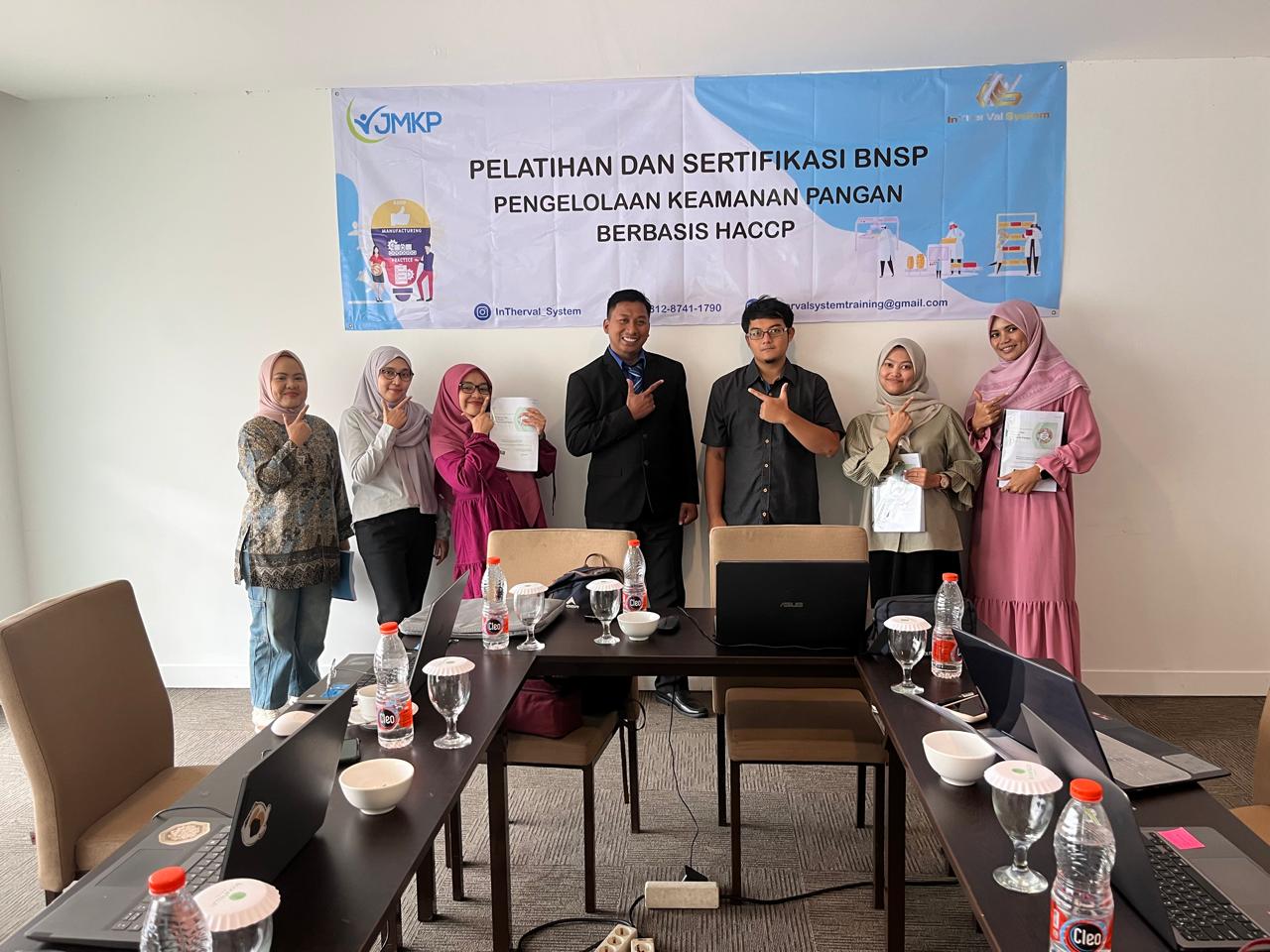 Dokumentasi pelatihan HACCP sesi pertama